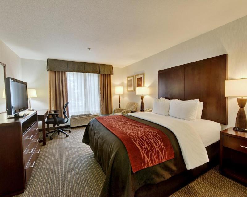 Comfort Inn & Suites-Portland Airport Εξωτερικό φωτογραφία
