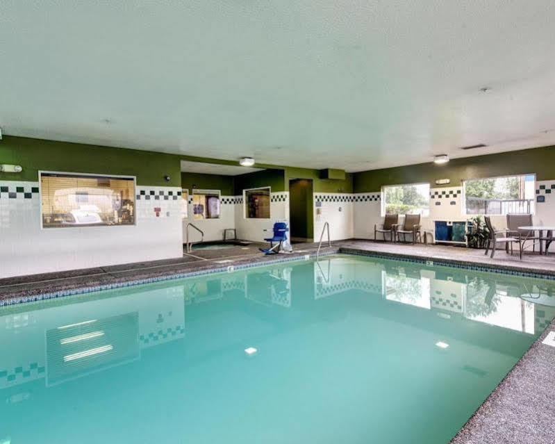 Comfort Inn & Suites-Portland Airport Εξωτερικό φωτογραφία